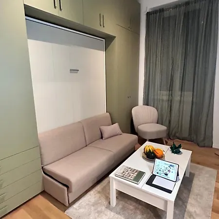 Apartment Verde Salvia Milan